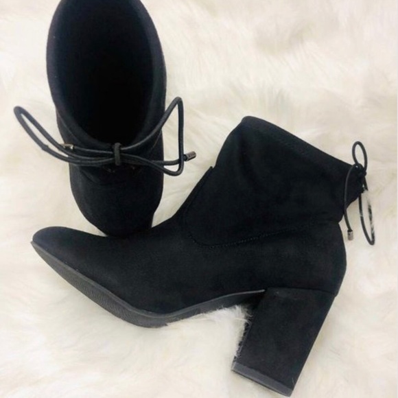‼️PRICE IS FIRM‼️Black suede ankle boots - Picture 6 of 6